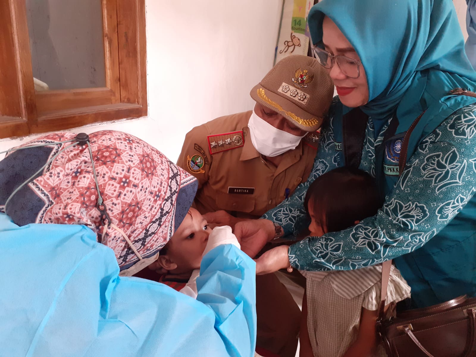 monitoring-pelaksanaan-imunisasi-polio-sub-pin-polio-ke-desa-nagrak