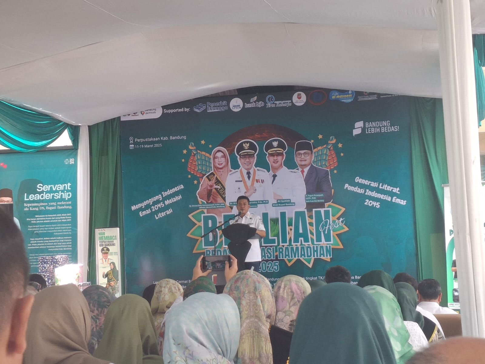 pembukaan-berlian-fest-2025