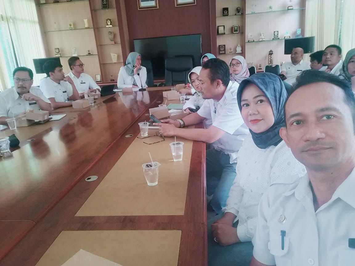 rapat-persiapan-sosialisasi-arah-kebijakan-penataan-desa-dan-peraturan-menteri-dalam-negeri-nomor-1-tahun-2017-tentang-penataan-desa