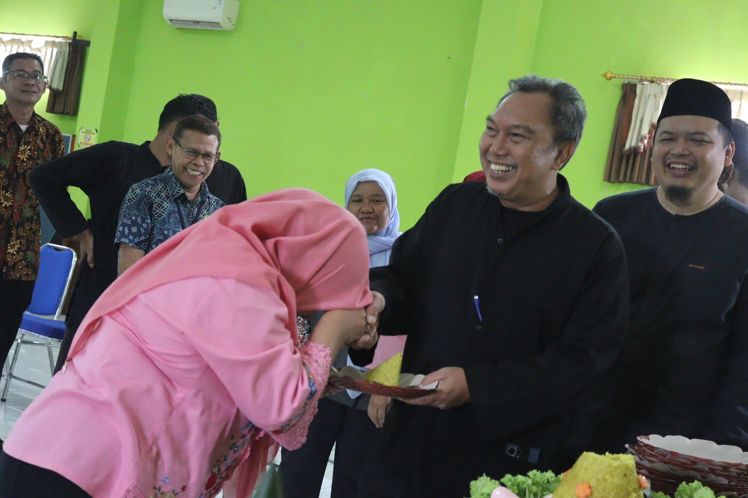 demi-memperkuat-sinergitas-aparatur-kecamatan-cangkuang-selenggarakan-syukuran-dan-doa-bersama