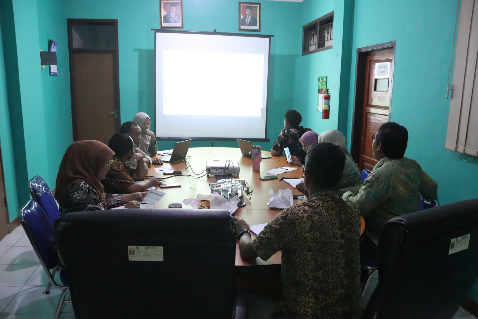 briefing-penting-terkait-pembahasan-efisiensi-tahun-anggaran-2025-dan-2026