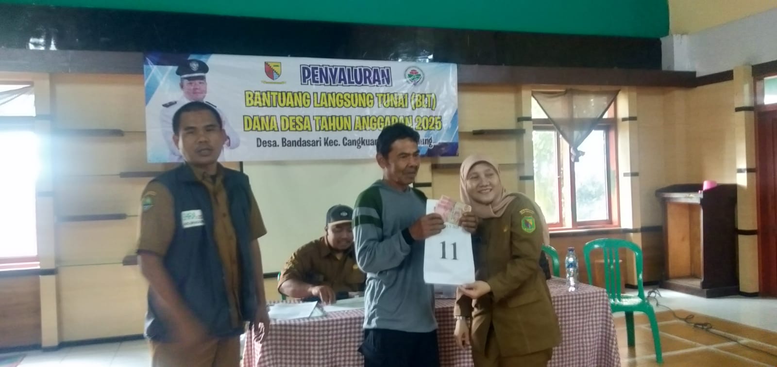 penyaluran-blt-desa-bandasari-triwulan-3-tahap-1
