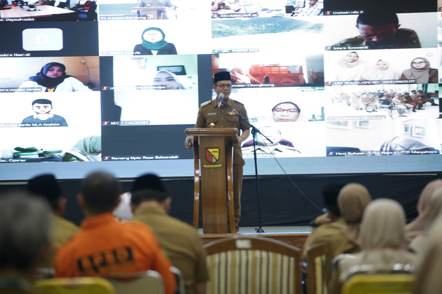 siraman-rohani-bersama-abuya-kh-muhammad-muhyiddin-dan-peluncuran-big-data-kabupaten-bandung