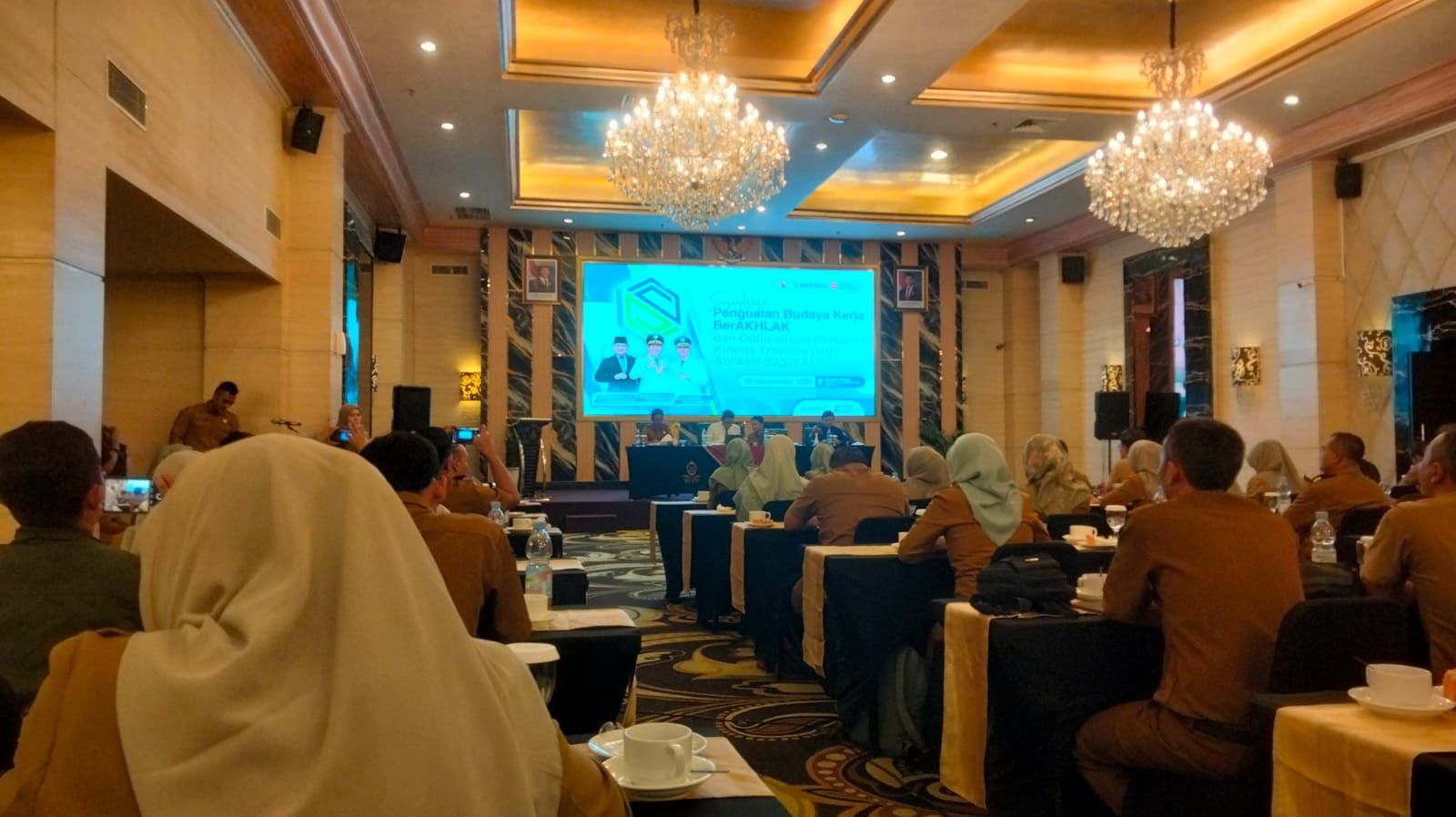 sosialisasi-penguatan-budaya-kerja-berakhlak-dan-optimalisasi-penilaian-kinerja-triwulan-pada-aplikasi-sasikap