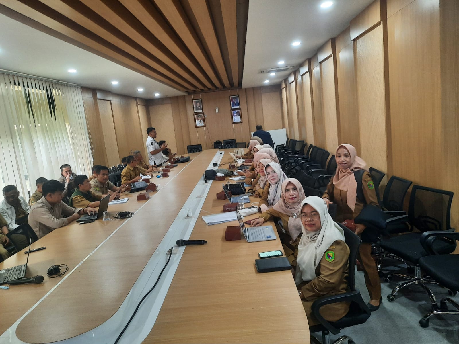 rapat-penyusunan-dokumen-evaluasi-jabatan-tahun-2025