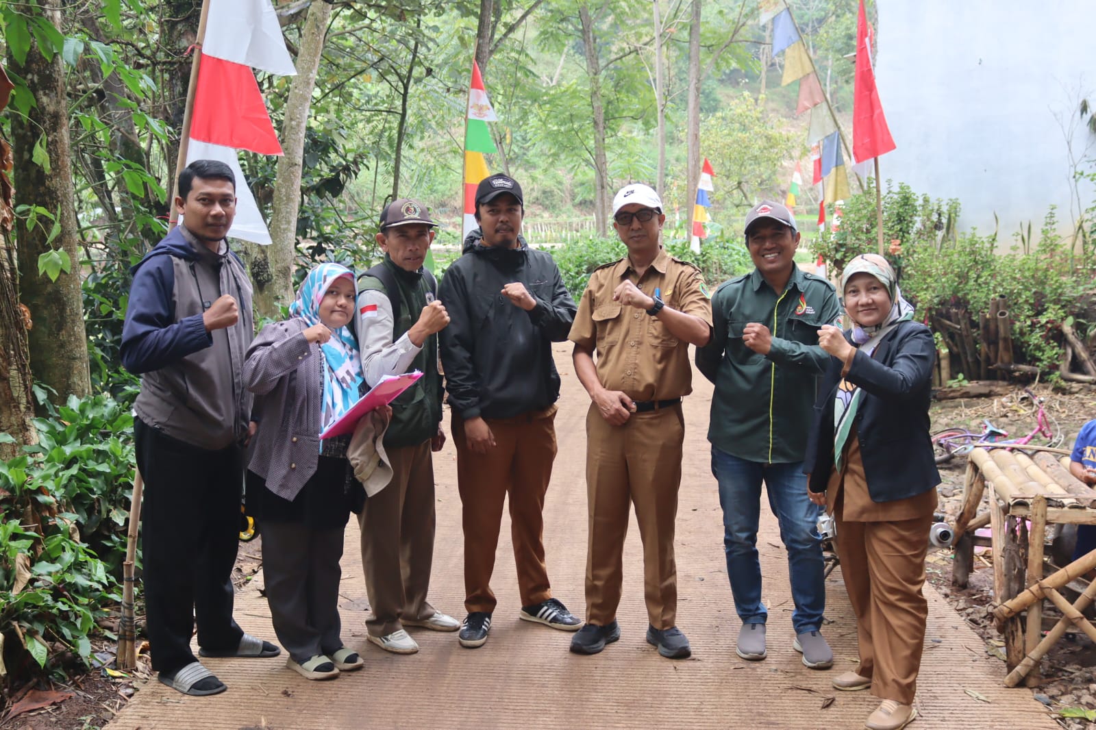 monitoring-dan-evaluasi-monev-terkait-bantuan-keuangan-desa-tahun-anggaran-2025-di-desa-nagrak